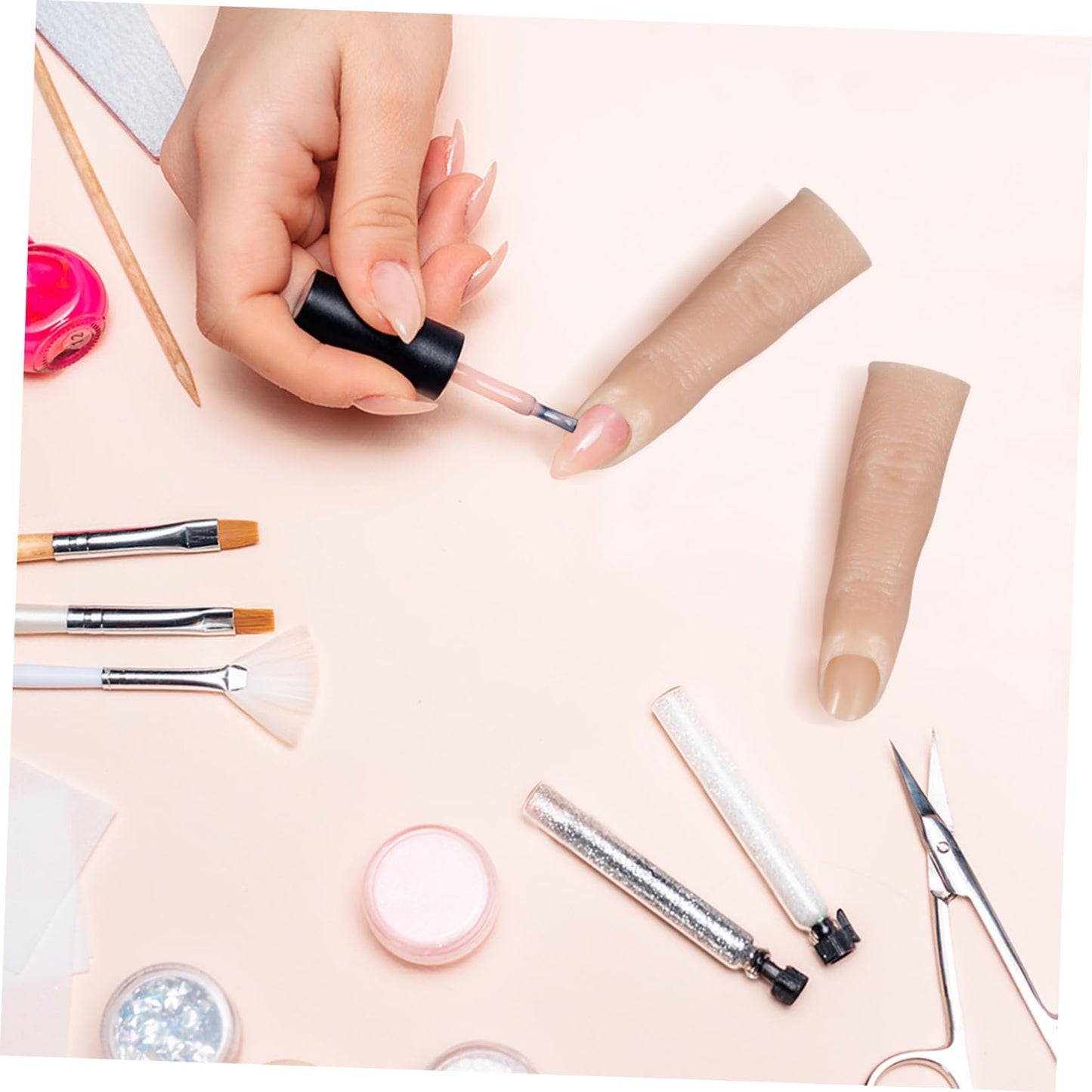 Realistic 2.75 inch silicone hand for beauty practice