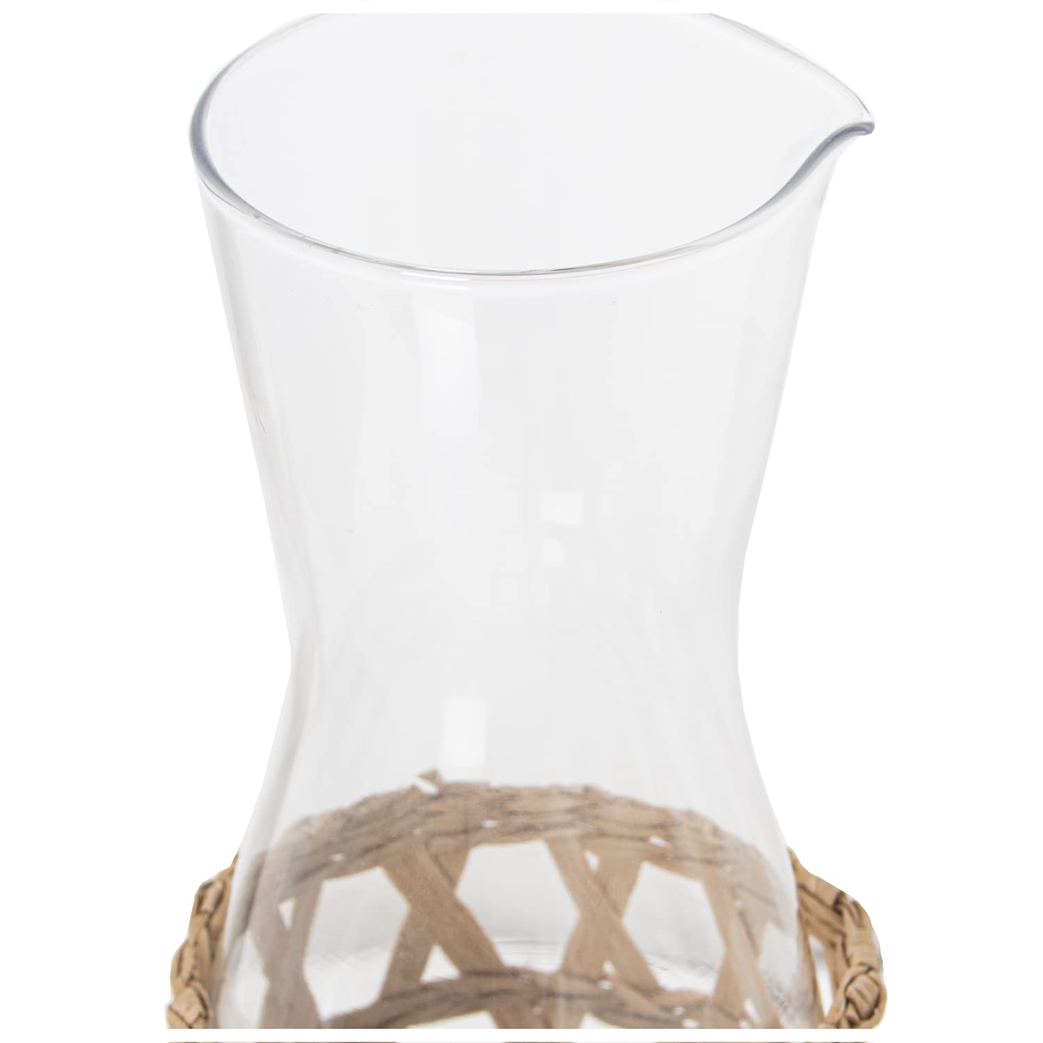 Premium 850 milliliters crystal carafe with a stylish natural wicker sleeve and matching glass lid closure.