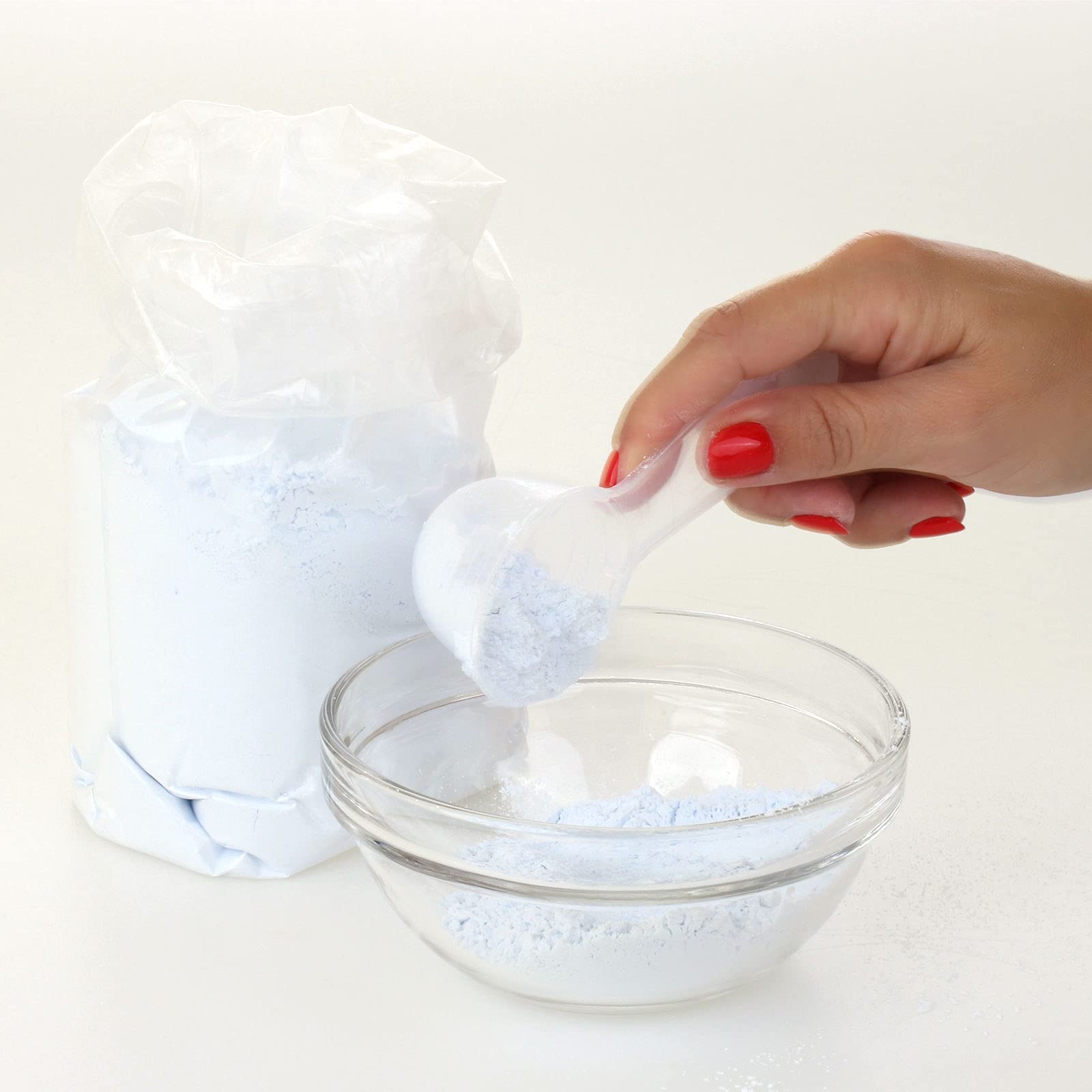 Close up of the non volatile professional dust formula container by Tahe Cosmetics.