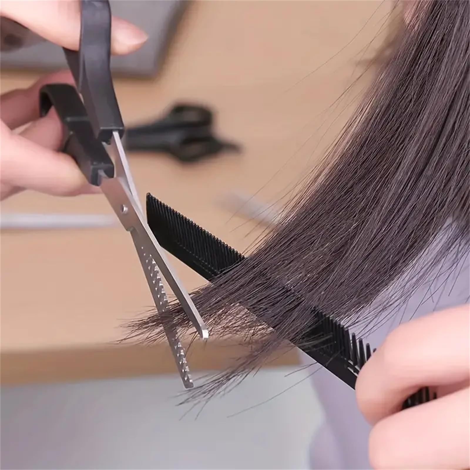 WOWITIS professional 6.5 inch barber shears showing the razor sharp stainless steel edge for precise haircutting