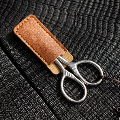 Close up view of the wear resistant material on the hair scissor protection case.