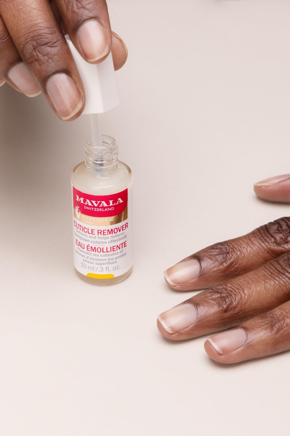 Mavala Cuticle Remover top cap view