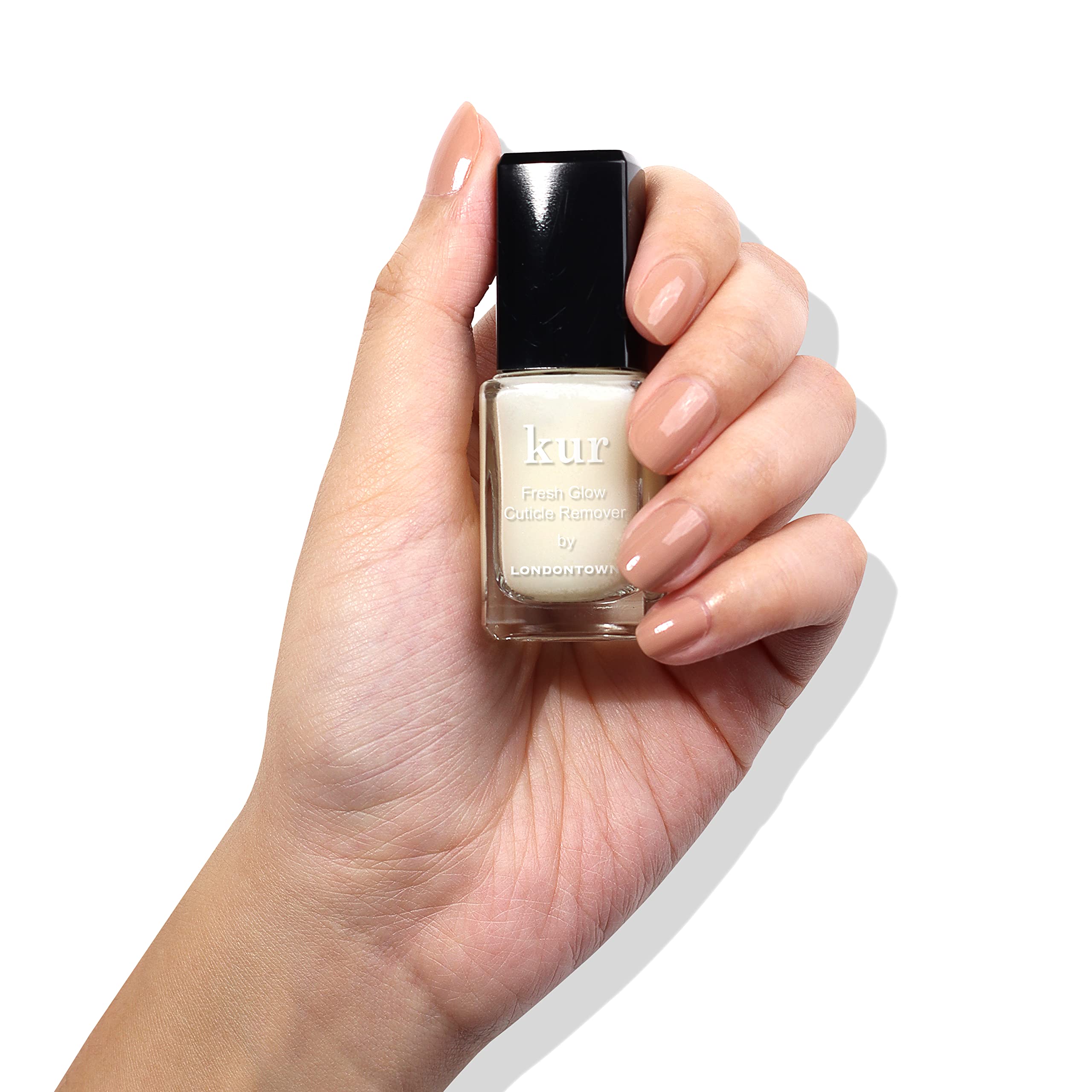 Londontown Nourishing Cuticle Oil with dropper applicator