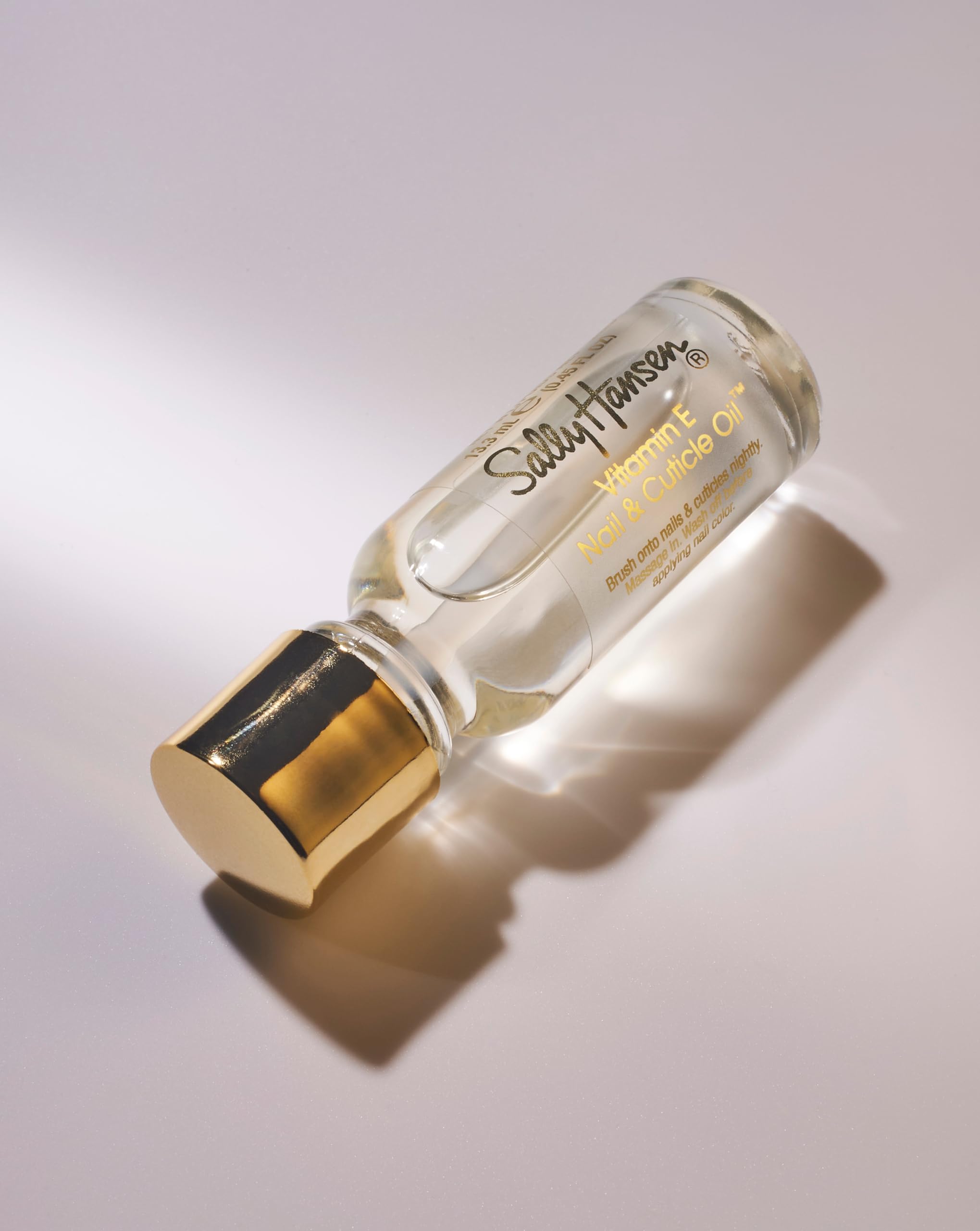 Sally Hansen Vitamin E Nail and Cuticle Oil glass bottle with cap