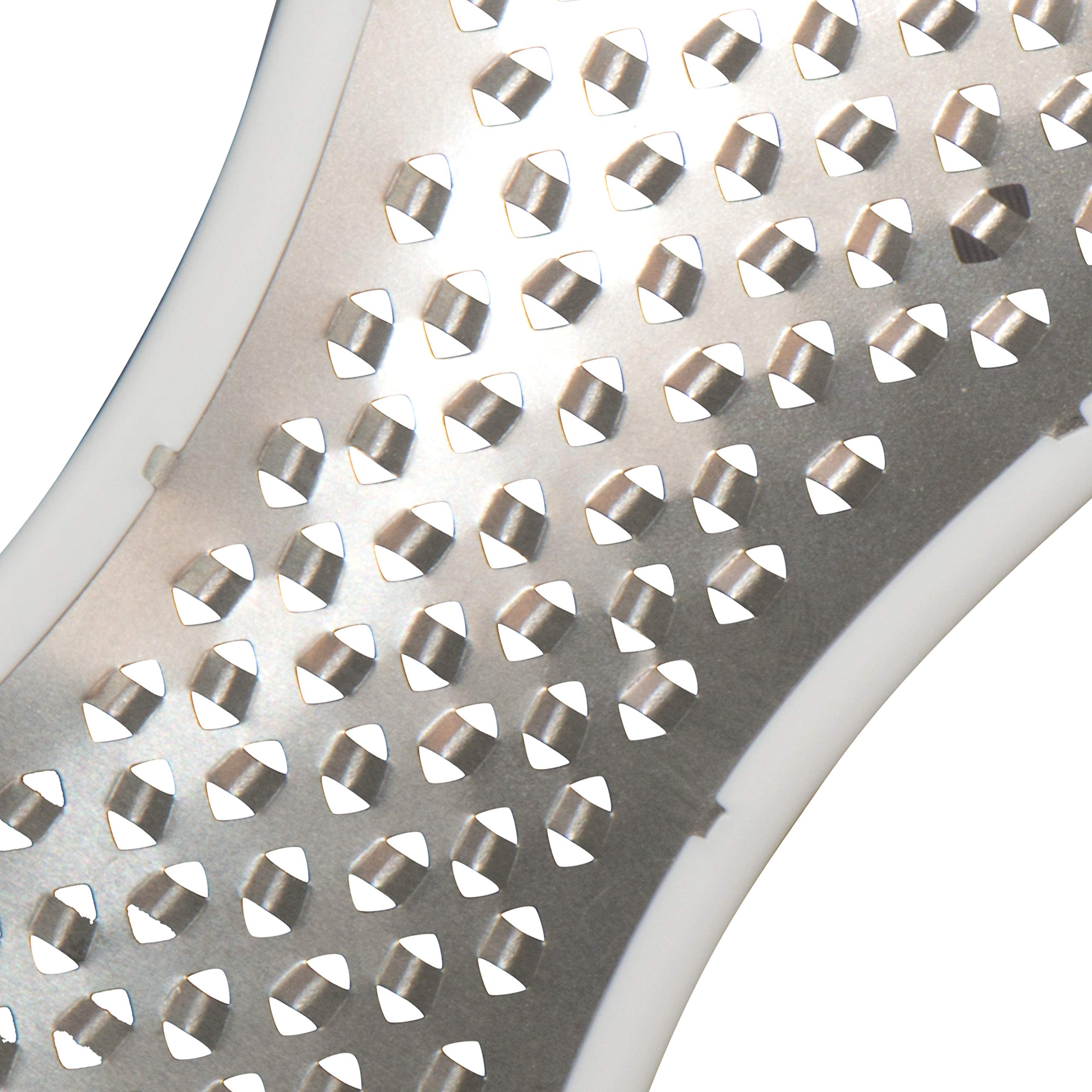 Revlon nail clipper and file set for pedicure