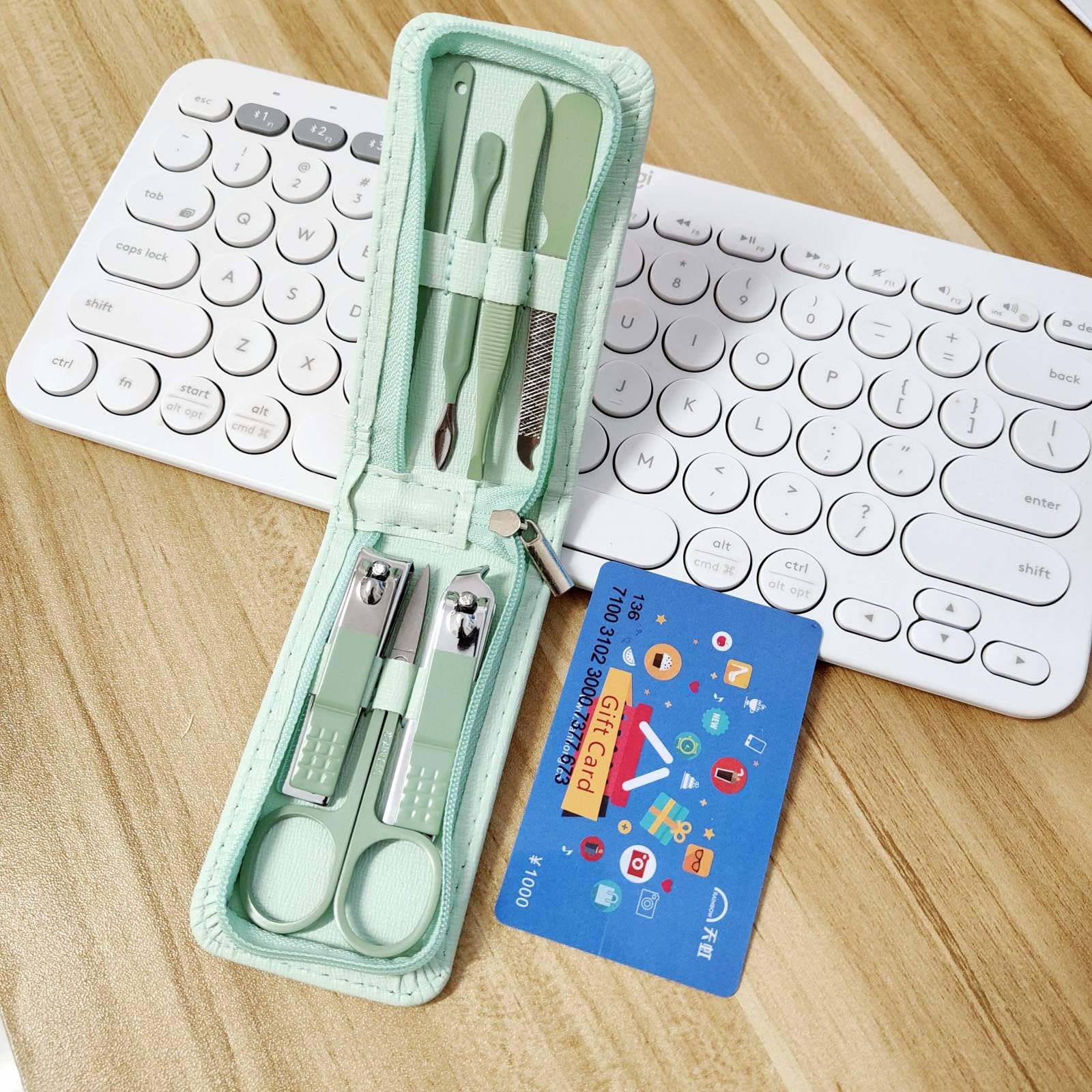 Compact travel manicure kit for men and women