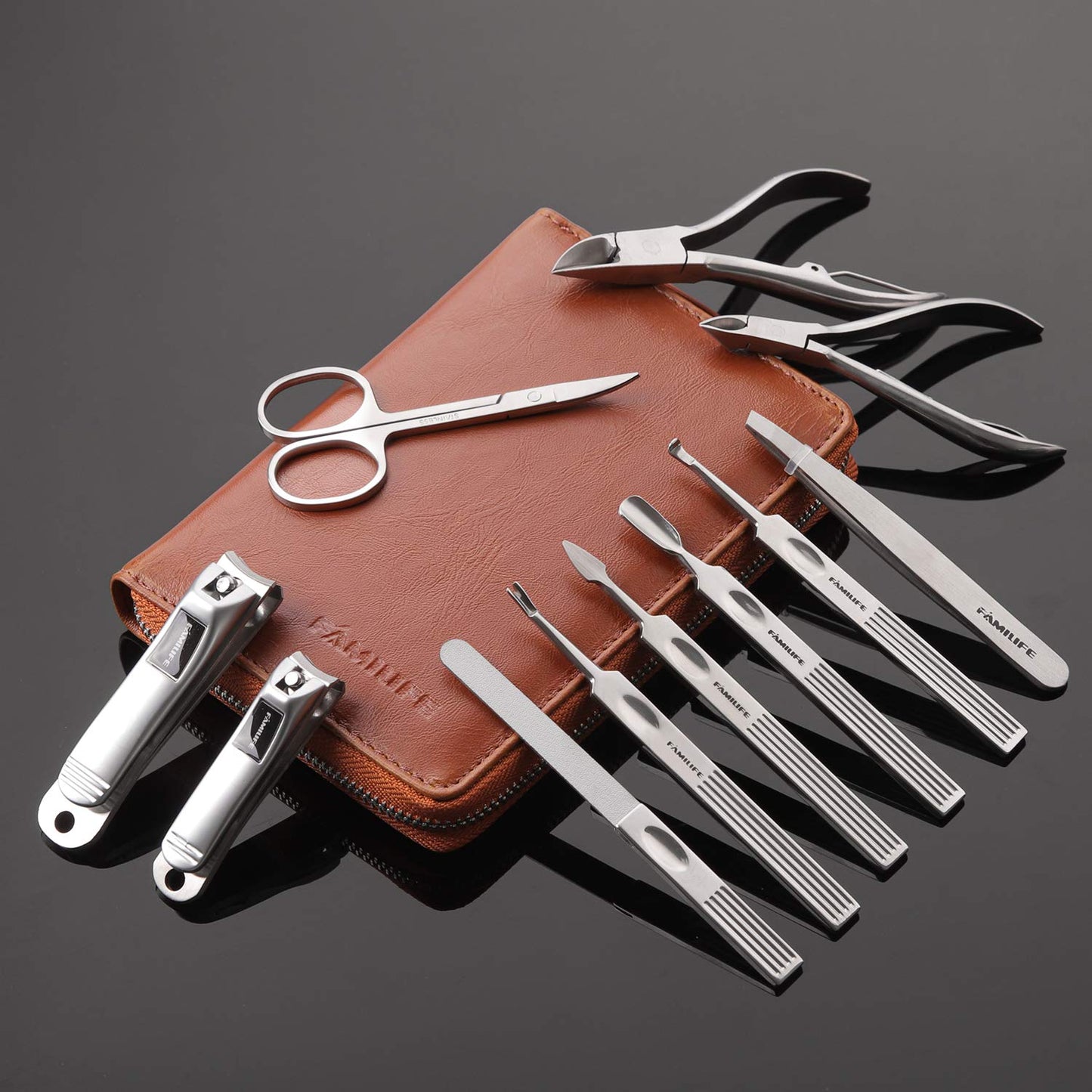 Familife manicure kit tools displayed on surface