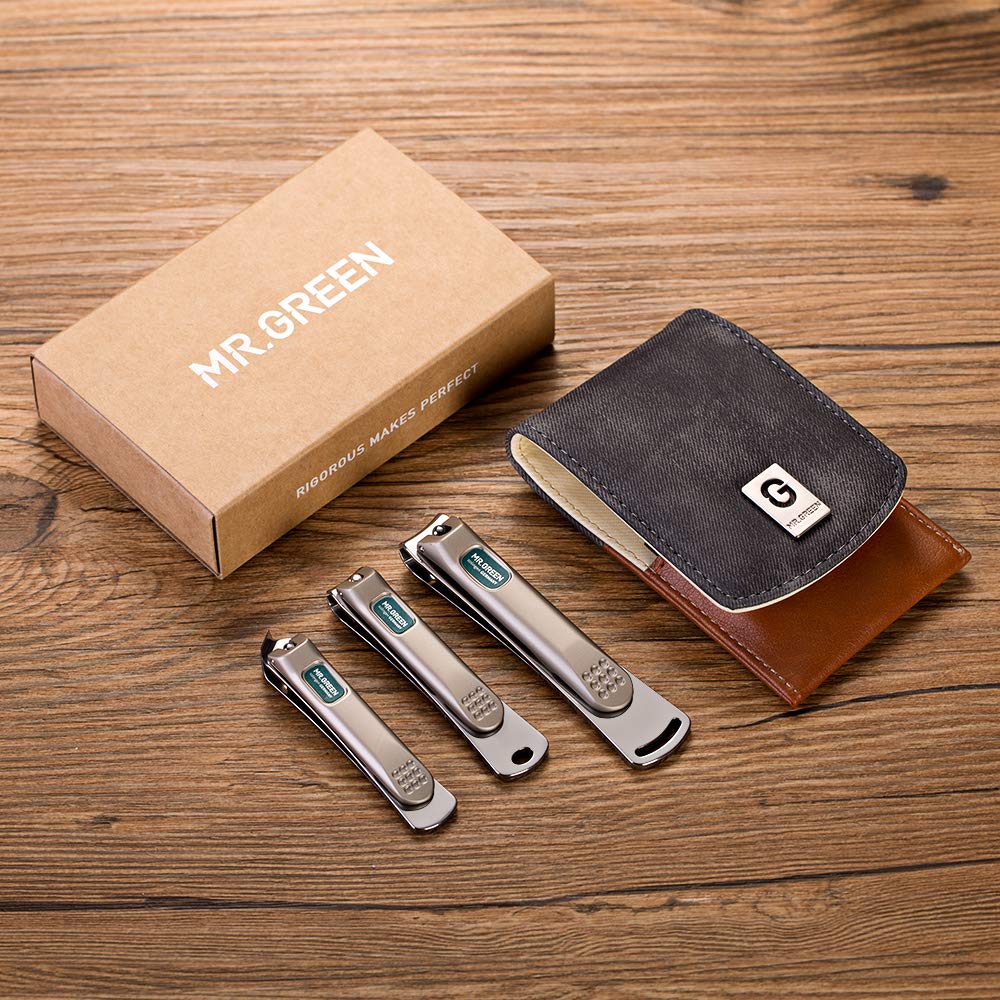 Travel friendly Mr. Green nail grooming kit