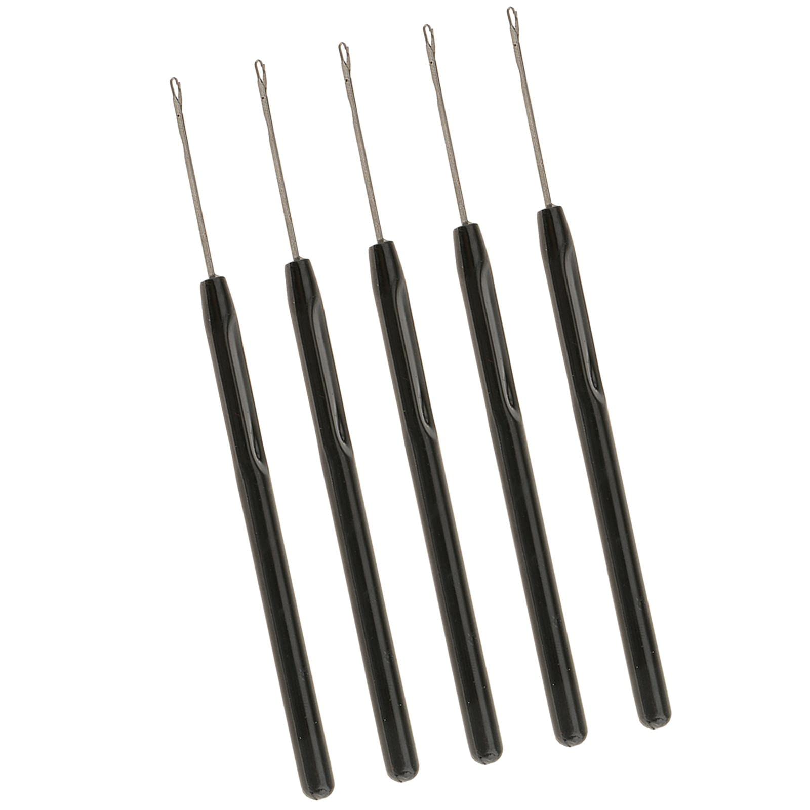 Stainless steel pulling hooks for hair extensions close up