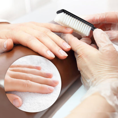 Close up of the flexible plastic bristles on the Nicemovic fingernail cleaning brush