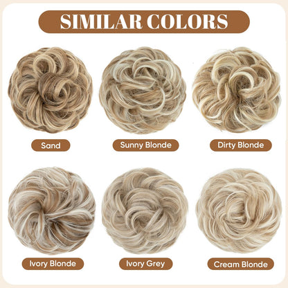 Close up view of the premium Japanese synthetic fiber strands on the dirty blonde messy bun scrunchie.