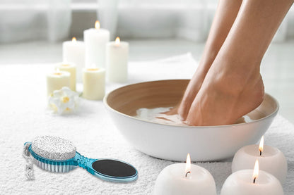 Ergonomic handle of DecorRack pedicure paddle kit