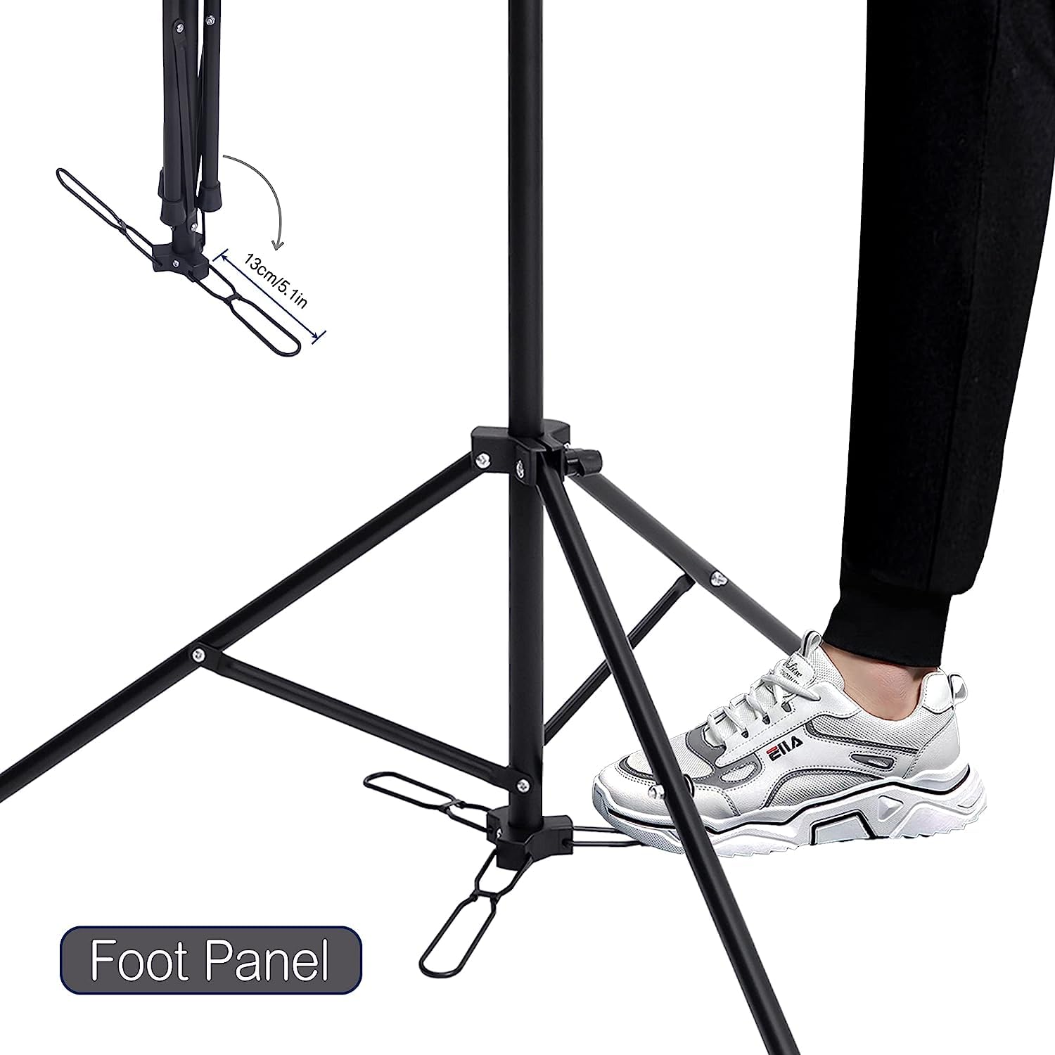 HYOUJIN adjustable mannequin stand showcasing the three slip resistant foot panels
