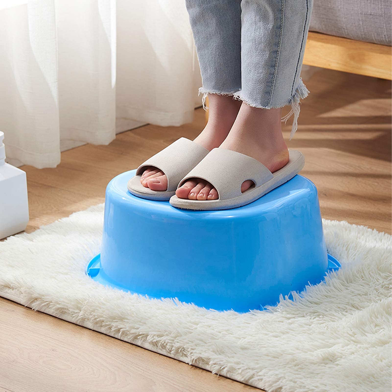 Top view of Amobon foot basin with acupressure massage base