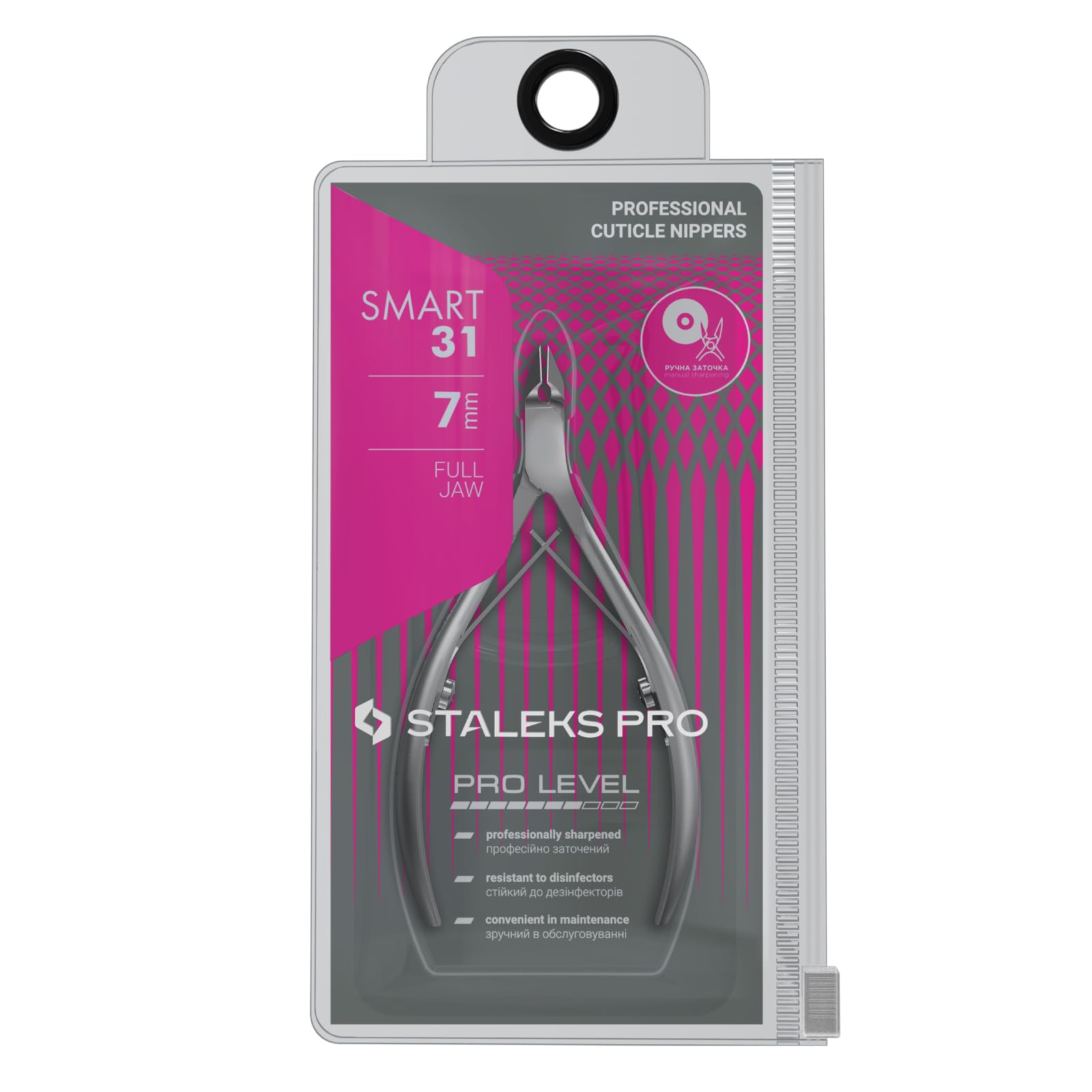 Close up of Staleks Pro 7mm sharp stainless steel blades