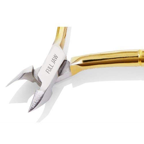Close up of Nghia C-118 cuticle nipper sharp blade precision edge