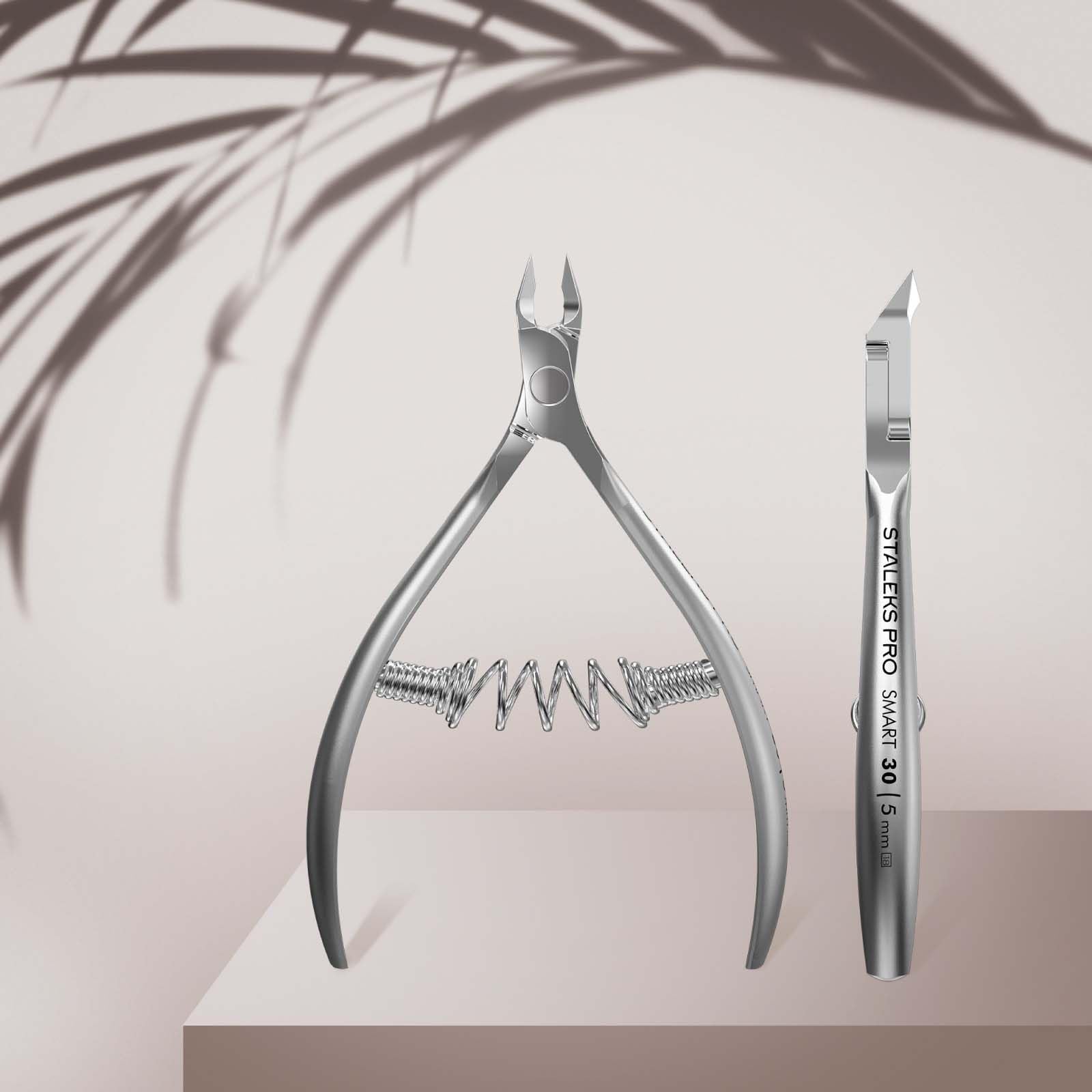 Professional stainless steel nail nipper ergonomic grip