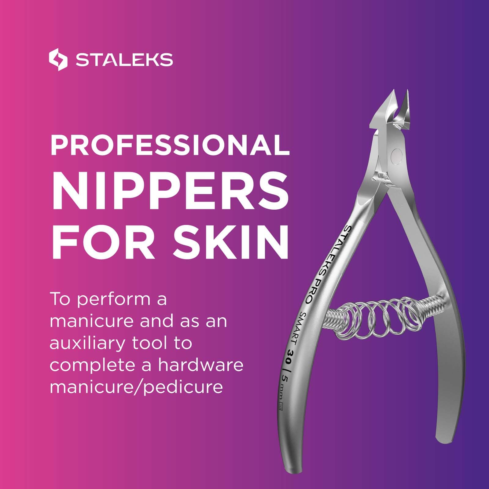 Staleks cuticle trimmer with plastic blade protector