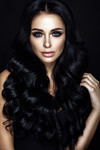 Before and after comparison of hair building powder application