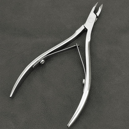 Side profile of LePinko 20 degree angle cuticle trimmer