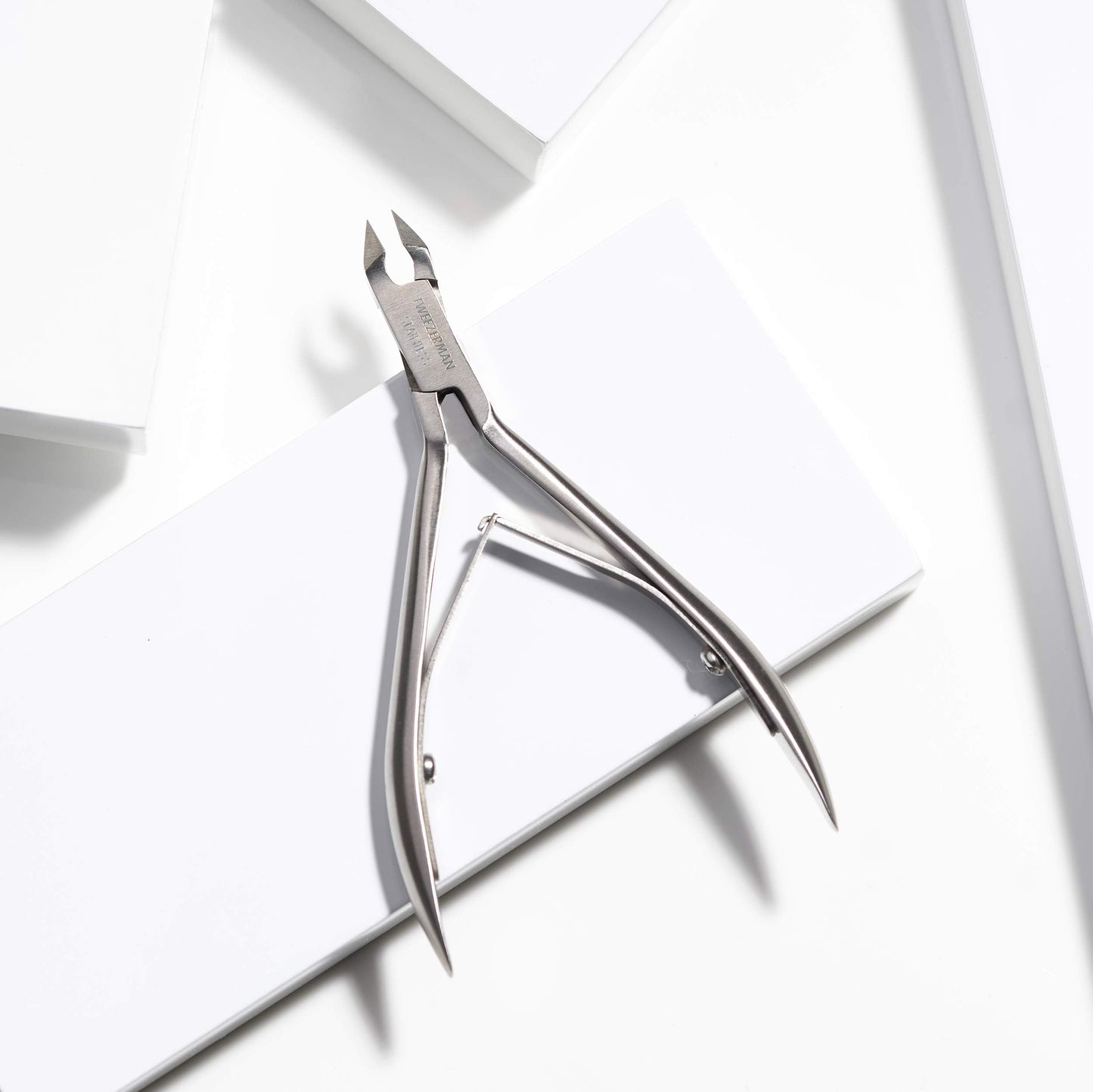 Tweezerman Rockhard nipper in original packaging