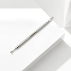 Ergonomic textured handle of Tweezerman manicure tool
