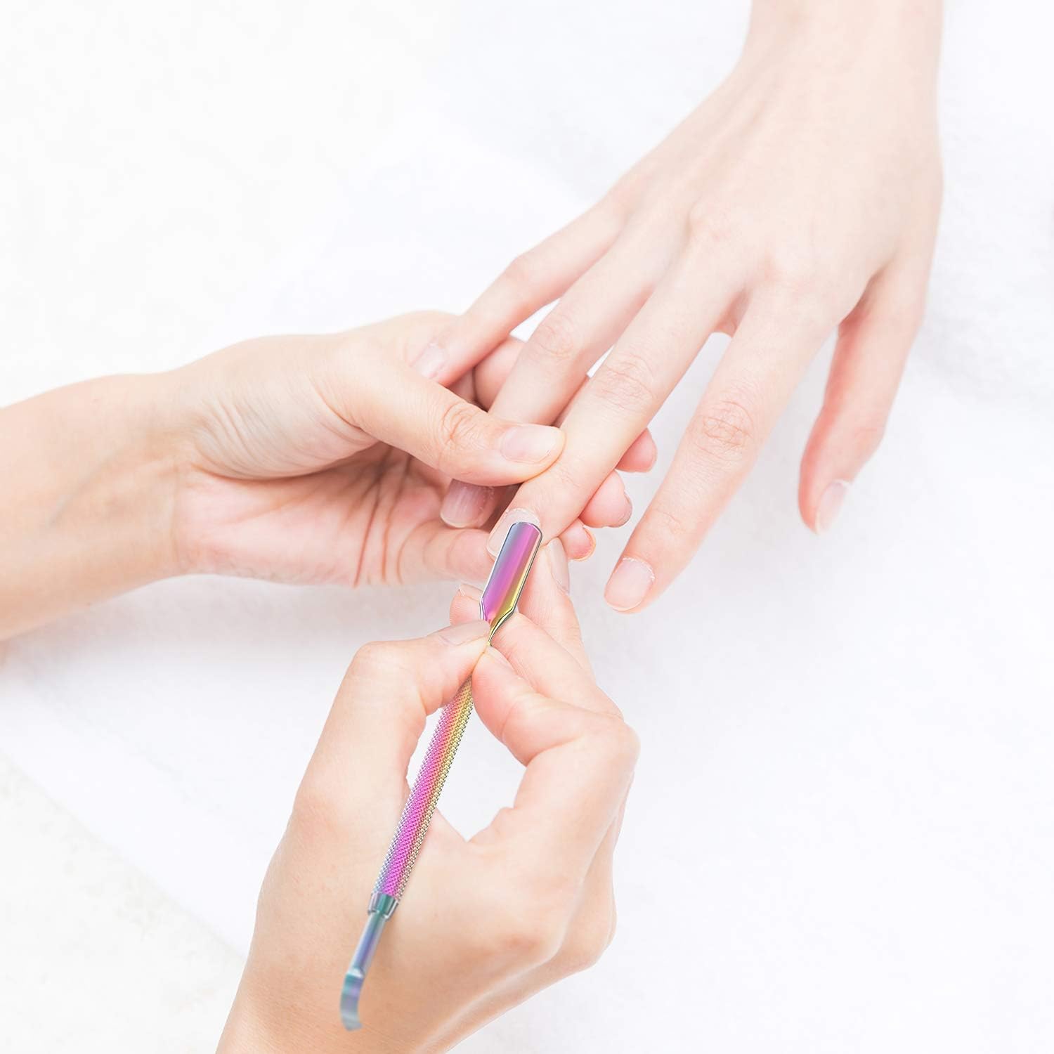 Opove 6-in-1 manicure set for fingernail and toenail care