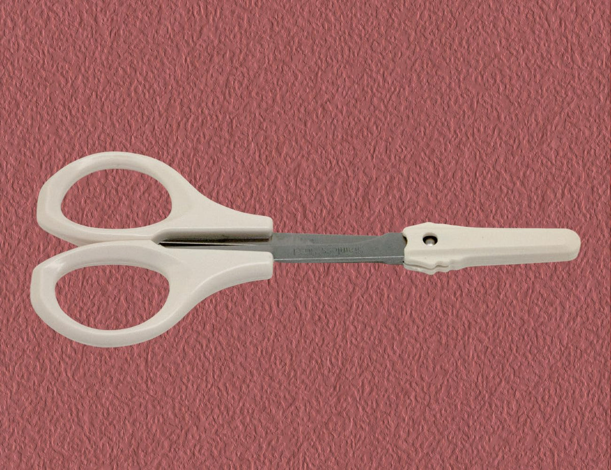 EMILYSTORES facial hair trimmer showing the durable rust resistant polished finish.