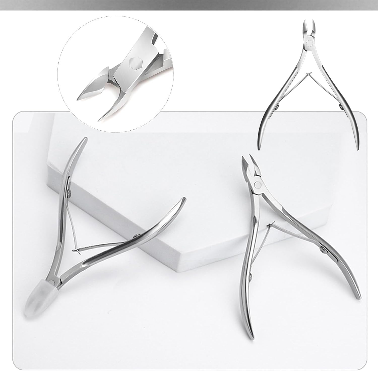 Ergonomic cuticle clipper blades for nail care