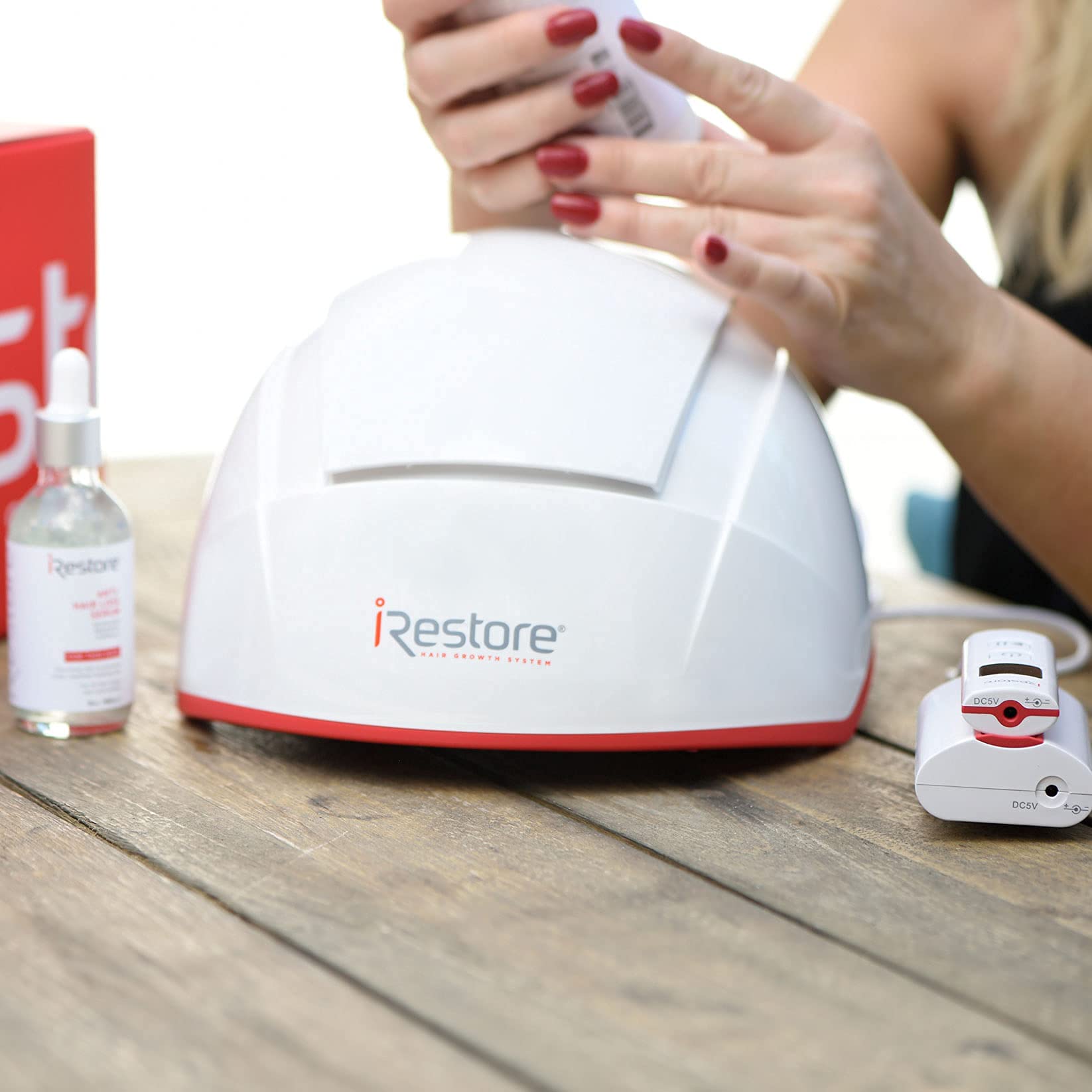 Side profile of iRestore laser hair growth battery