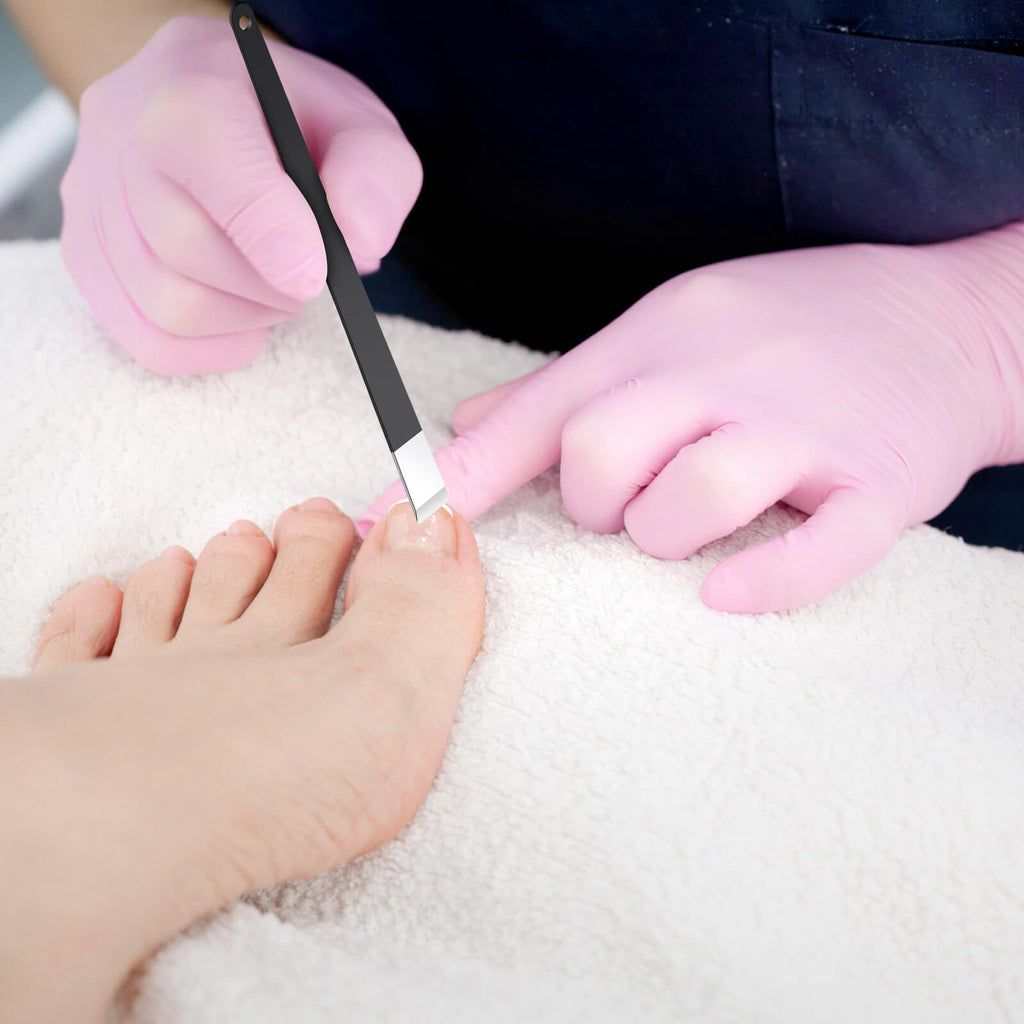 Complete packaging view of the imported Cakvank professional foot care tool kit