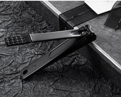 Adulahi nail grooming kit featuring nail file and clipper tools
