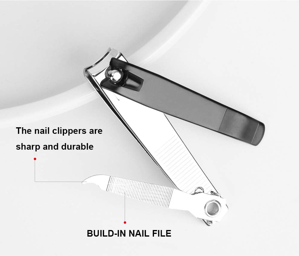 Close up of Iceyli premium stainless steel curved nail clipper blades