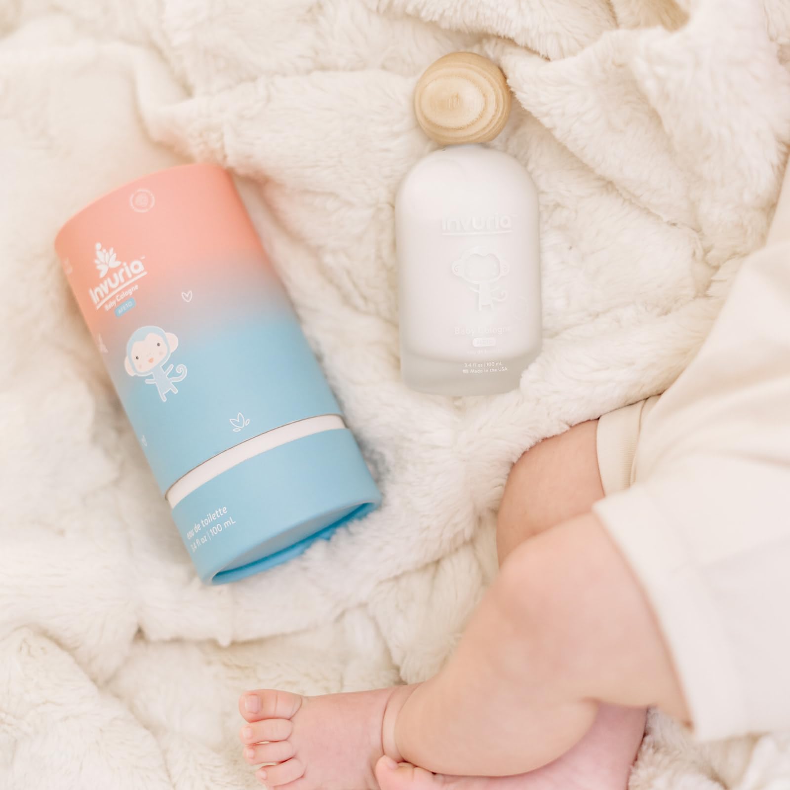 Premium non-alcoholic baby eau de toilette packaging highlighting its dual gender suitability