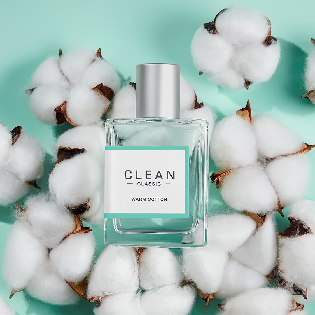 Clean Classic twin perfume gift set highlighting the vegan and paraben free product stamps