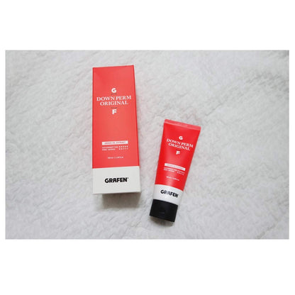 Grafen original down perm cream texturing showing smooth application consistency.