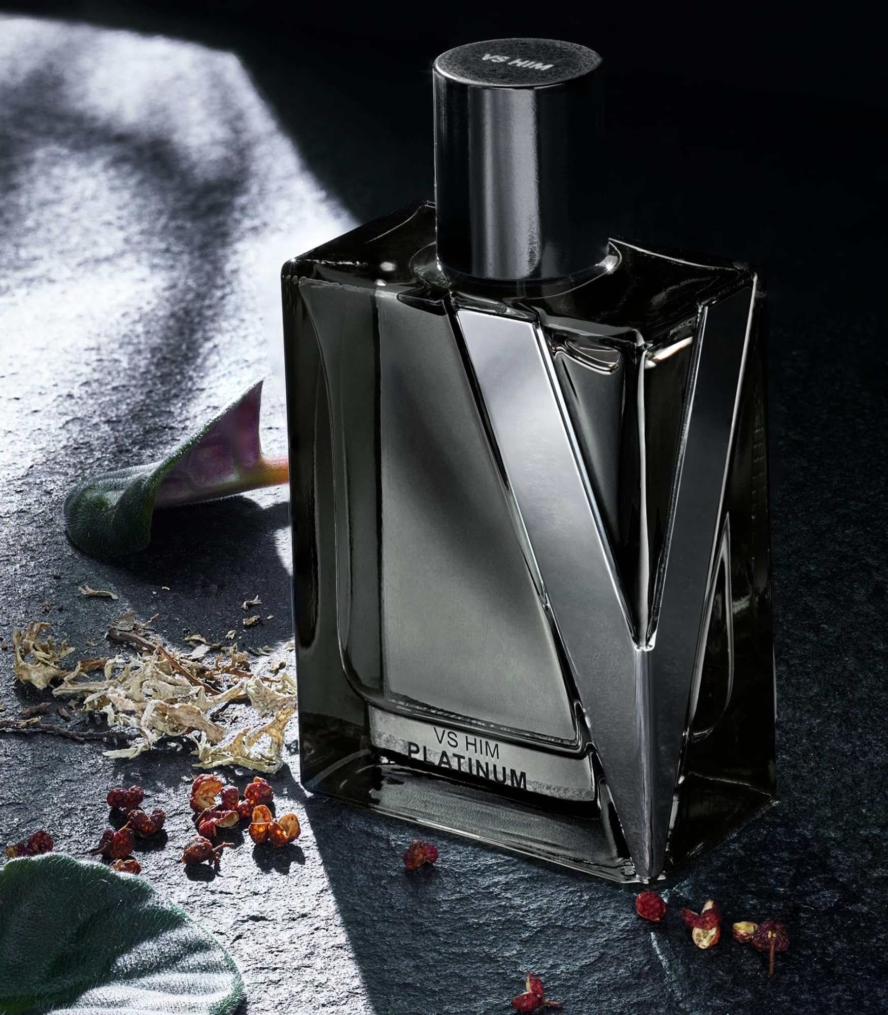 VS Him Platinum eau de parfum spray bottle close up