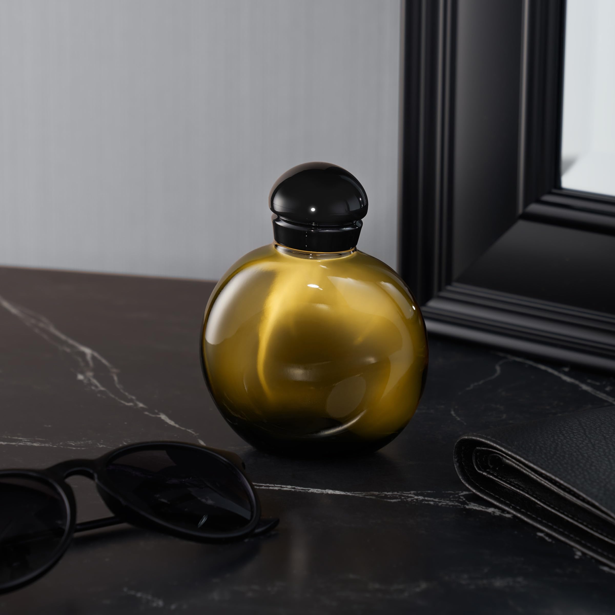 Side profile of Halston 1-12 cologne bottle