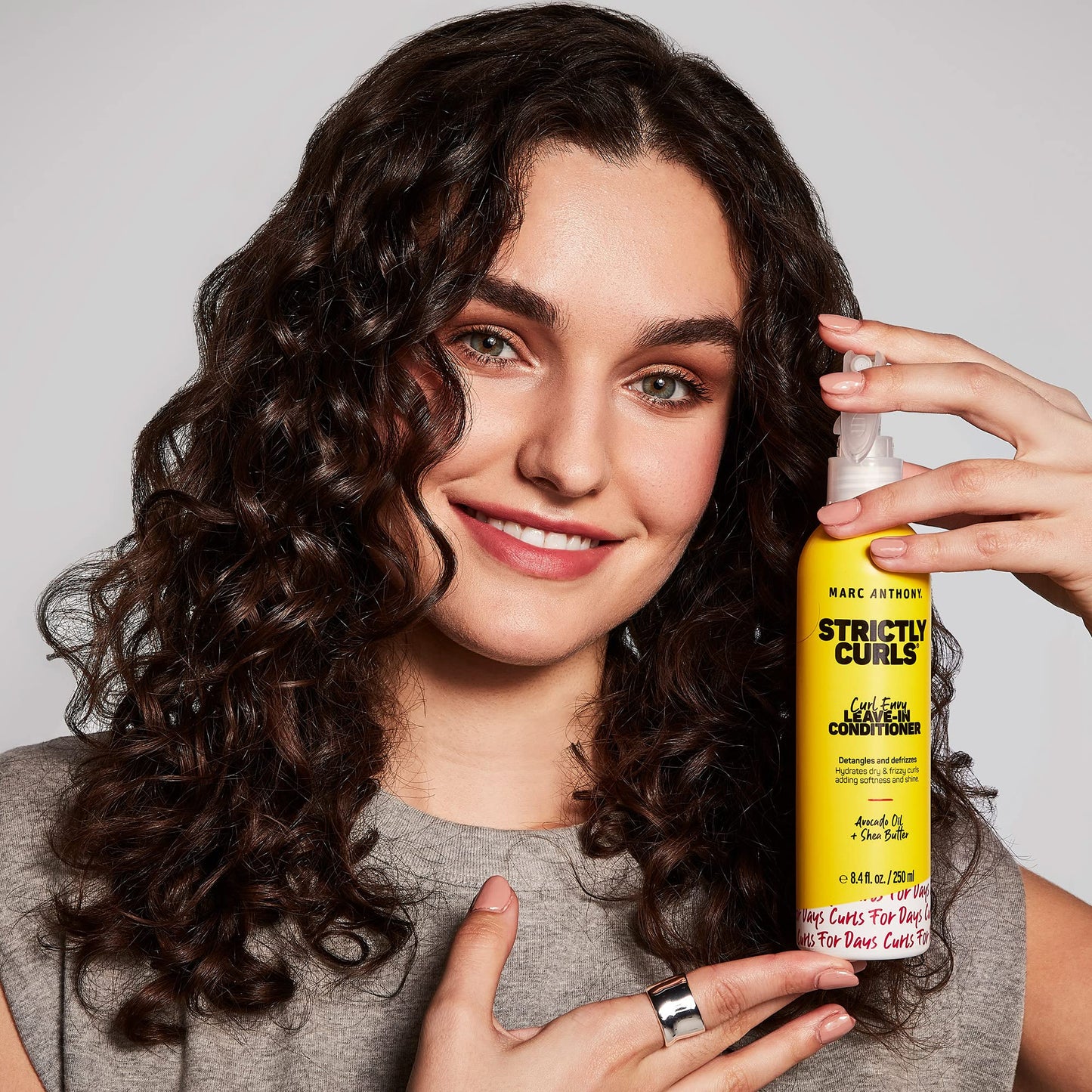 Ingredients list on Marc Anthony Strictly Curls conditioning spray