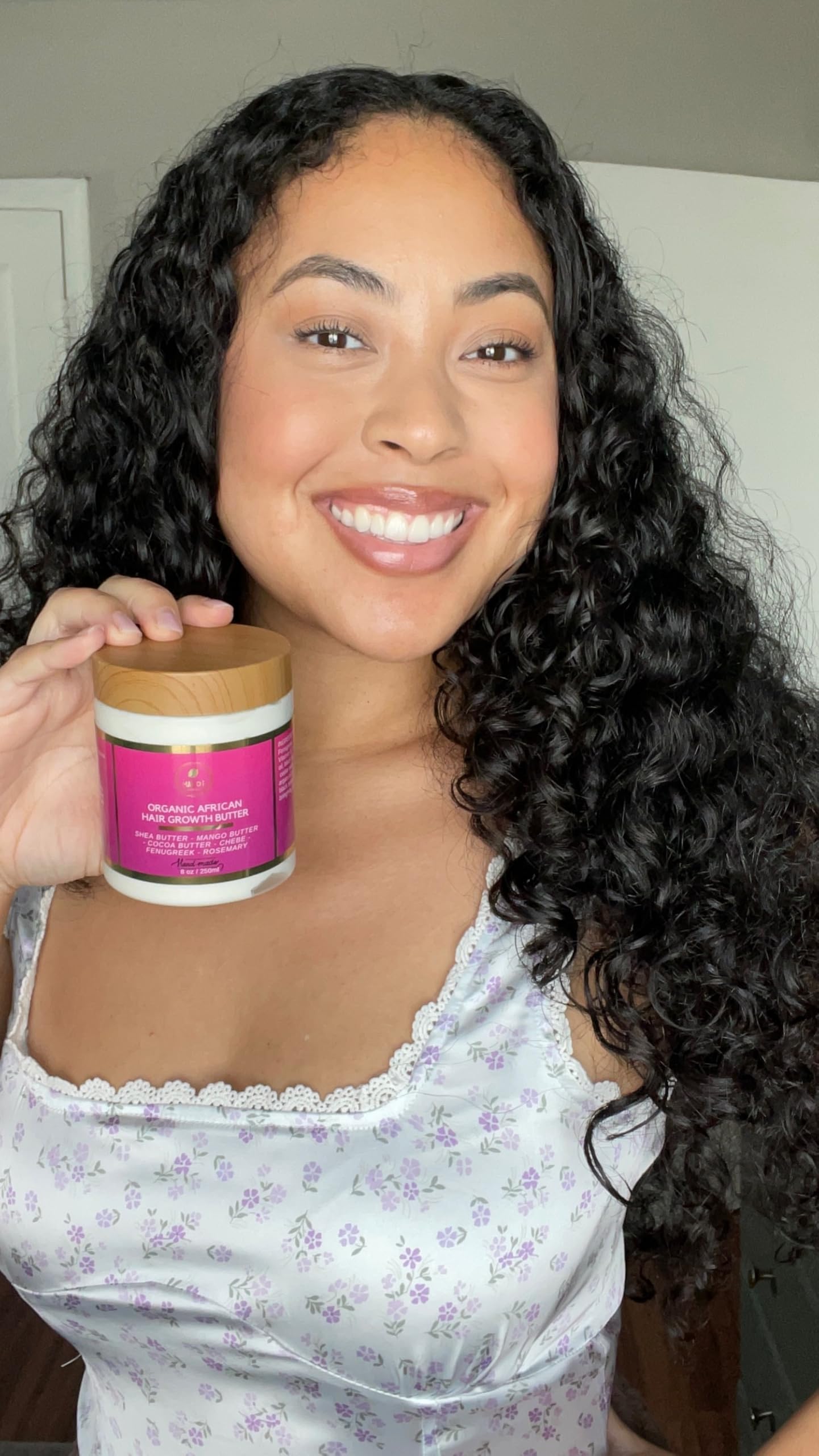 Ayurvedic hair thickening mask with shea cocoa and mango butter ingredients