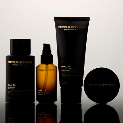 Deep hydrating professional conditioner for all hair types featuring a luxurious blend of argan oil.