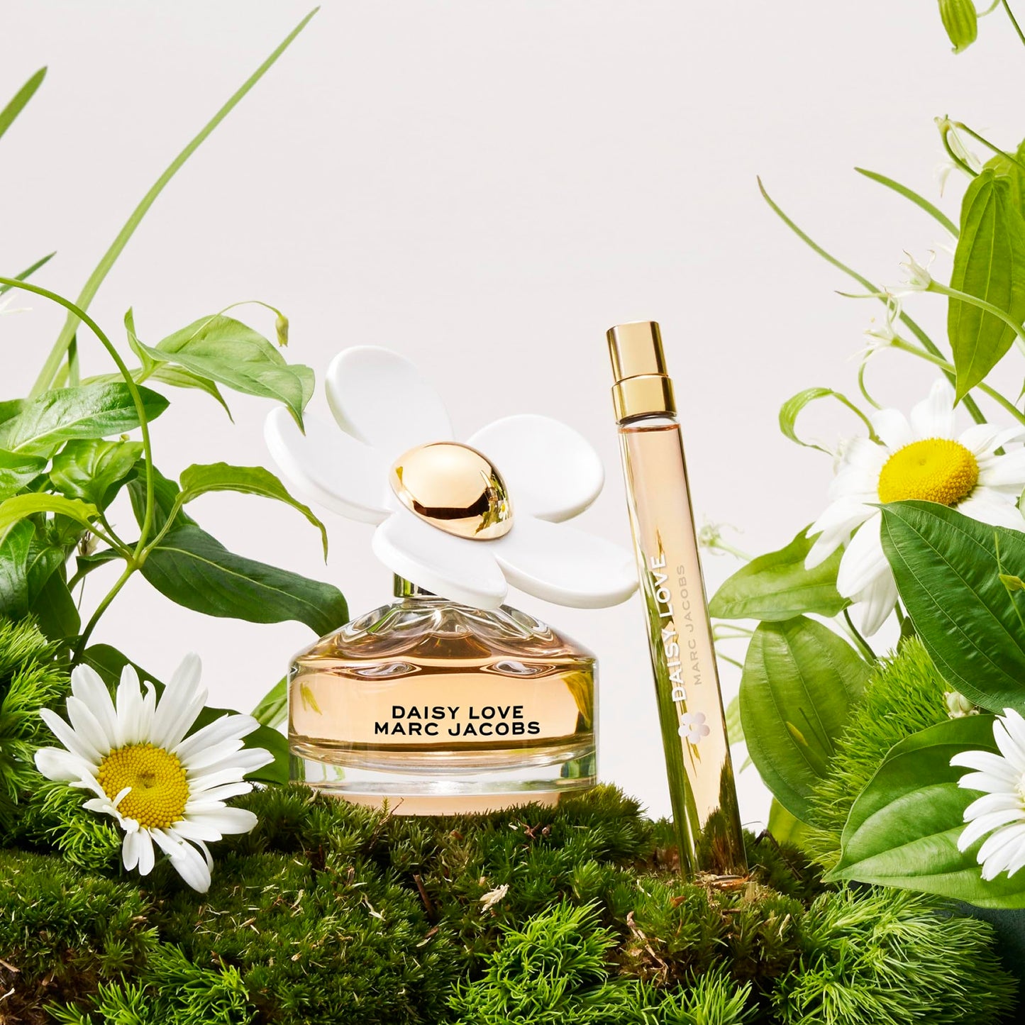 Authentic Marc Jacobs Daisy Love travel size perfume bottle