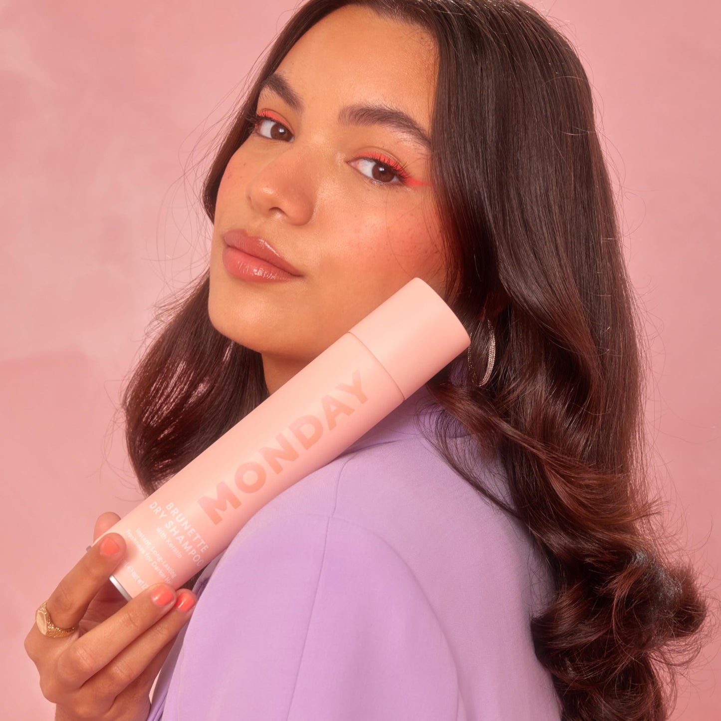 Side profile of Monday Haircare Brunette Dry Shampoo 200ml can