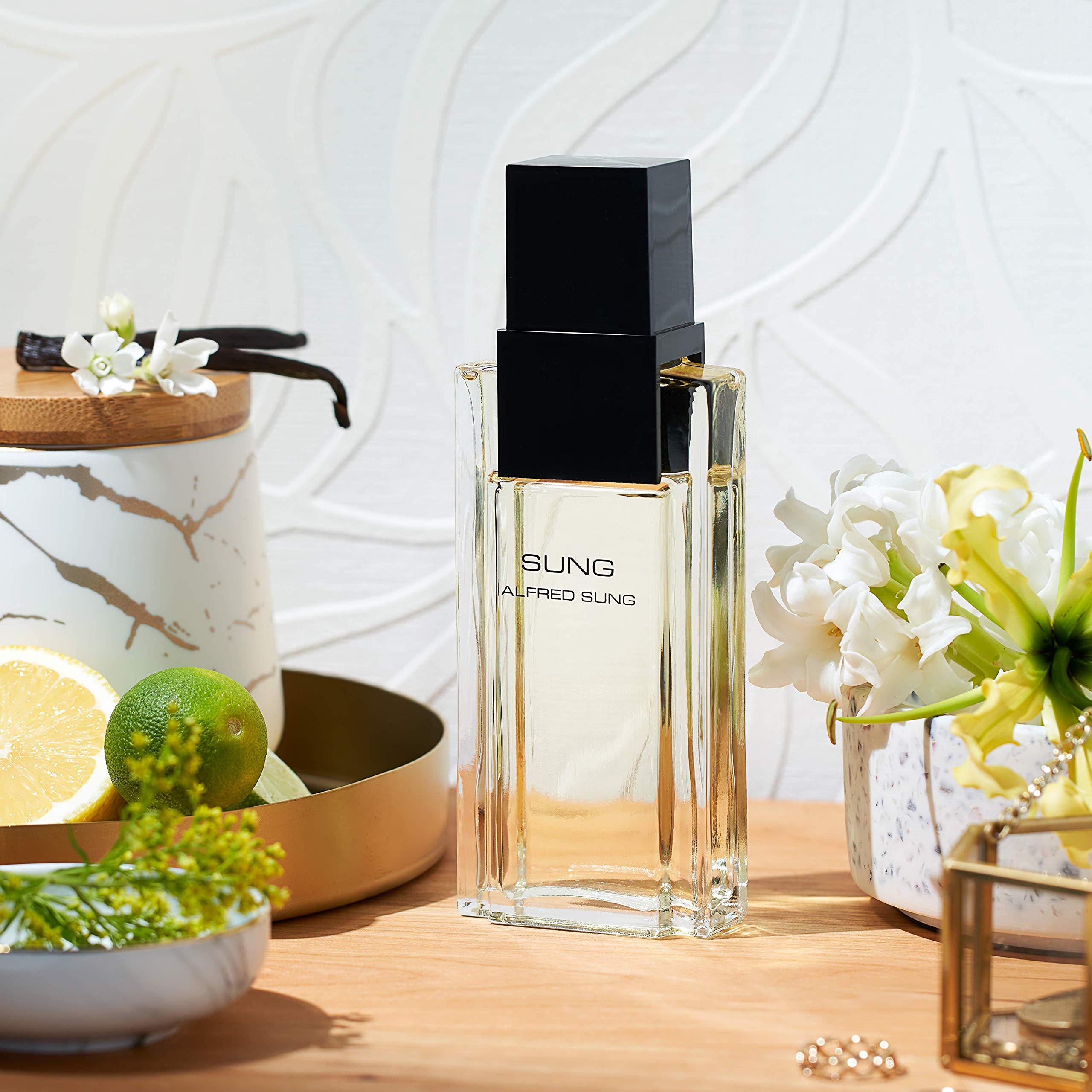 Authentic USA-imported Alfred Sung fragrance packaging