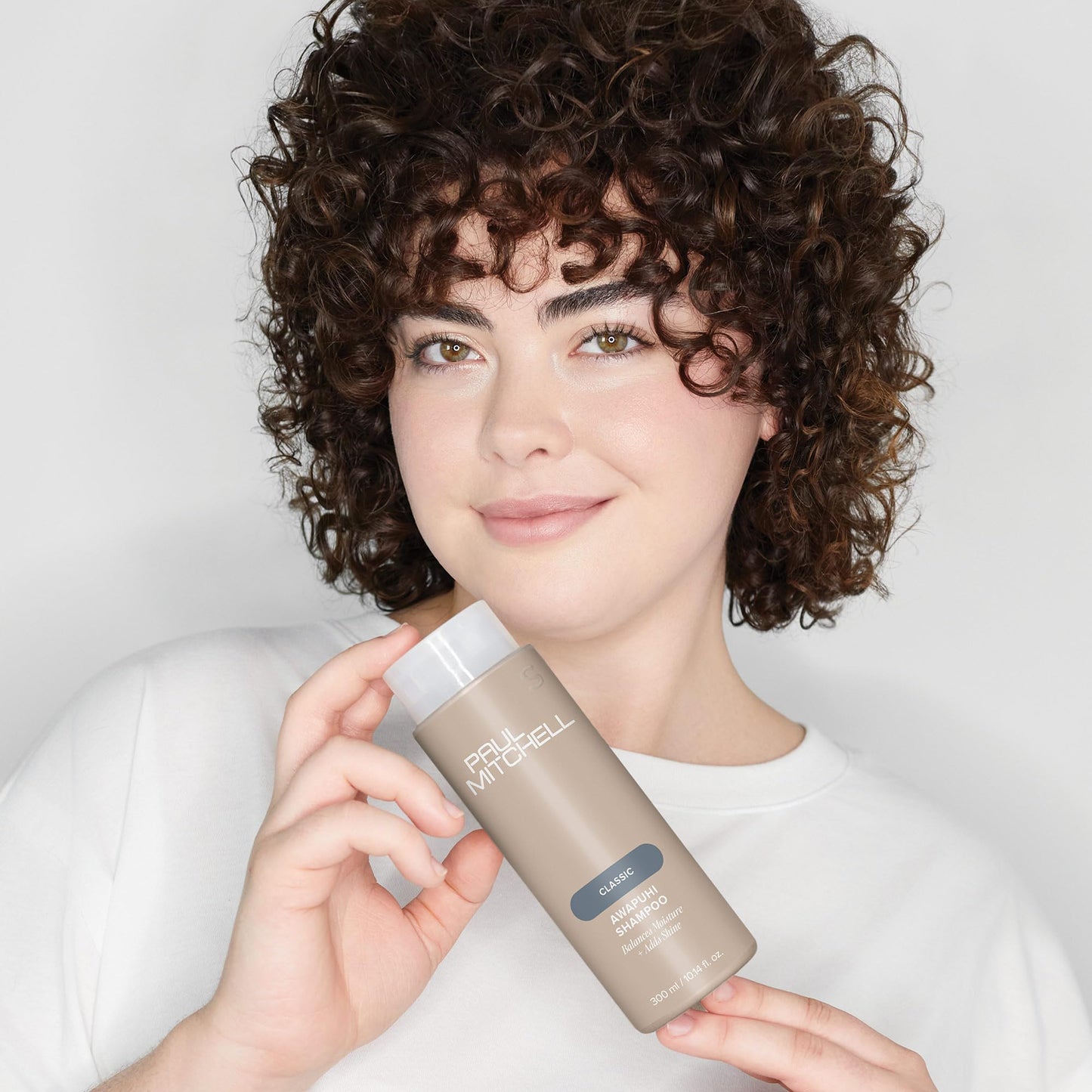 Paul Mitchell professional hair cleanser bottle showcasing the color safe moisturizing formula