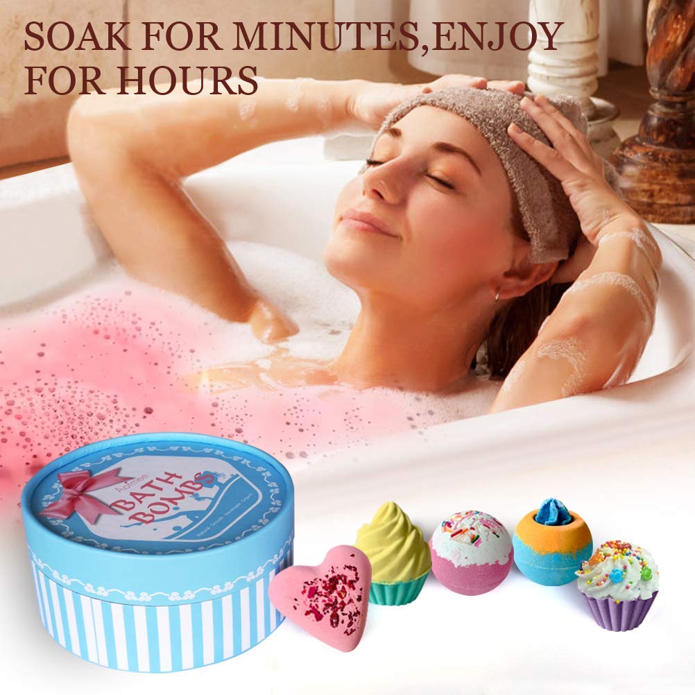 Kids and women enjoying a relaxing aromatic bath with natural skin-care fizzies