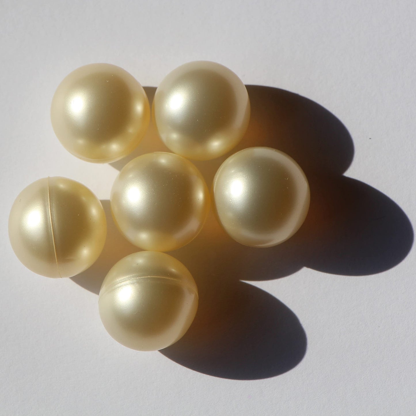 SKLEER nostalgic spa grade bath oil capsules packaging for deep skin moisturization