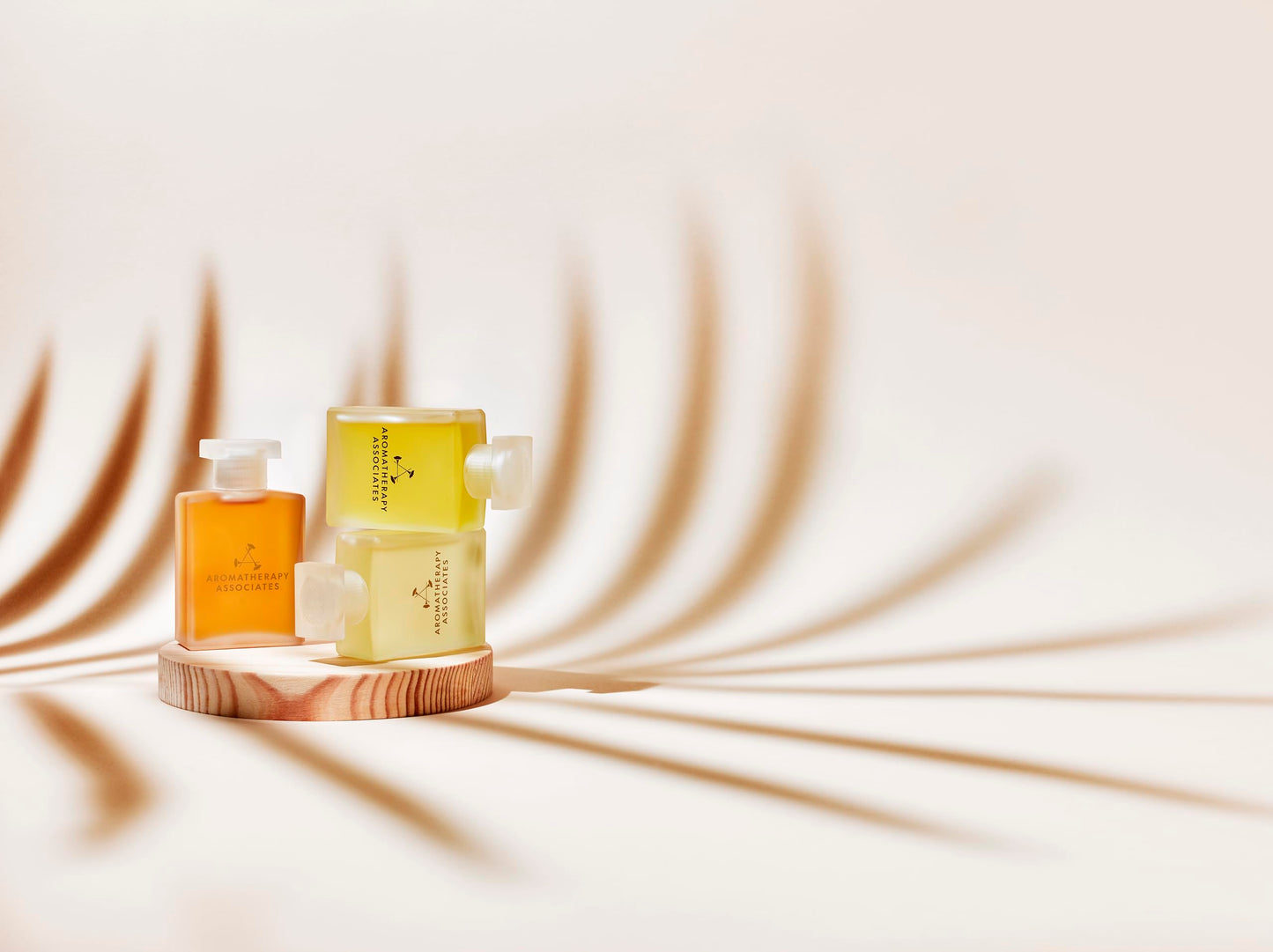 Full packaging of Aromatherapy Associates Deep Relax Bath Oil showing original USA imported seal.