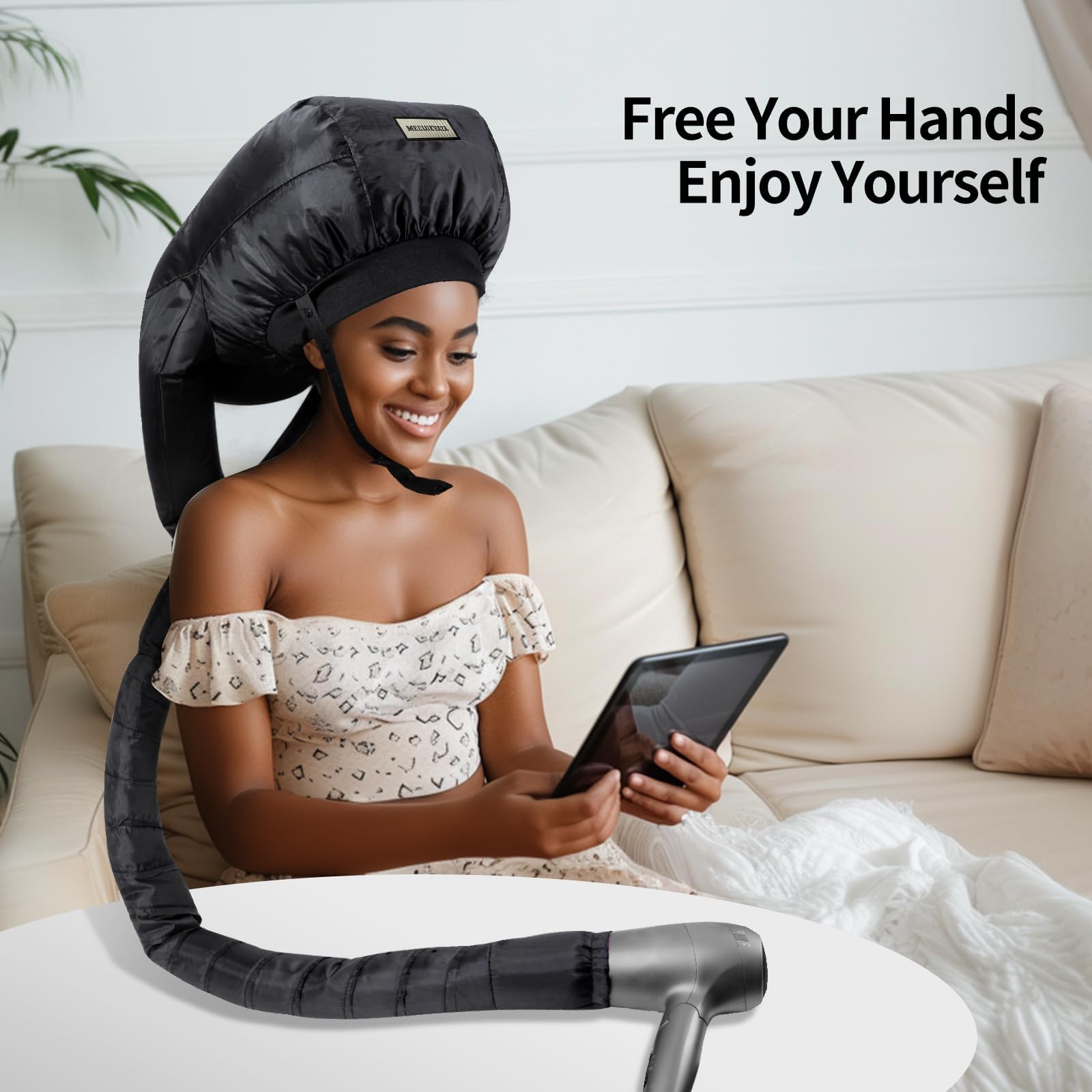 Waterproof fabric and mesh lining details of the imported hair dryer attachment cap