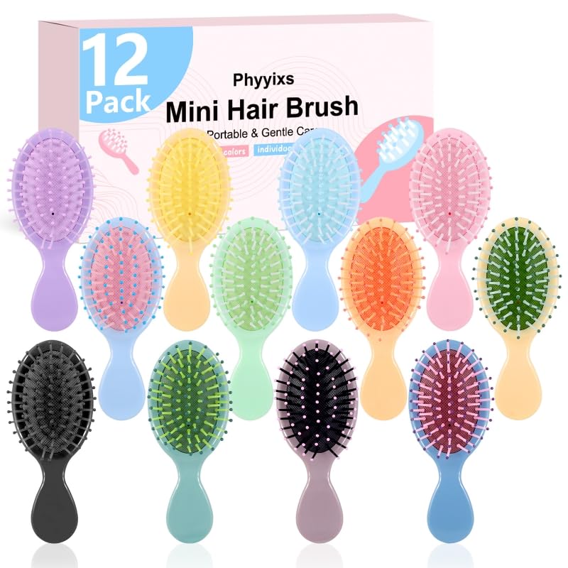 Phyyixs mini detangling brush used on wet hair